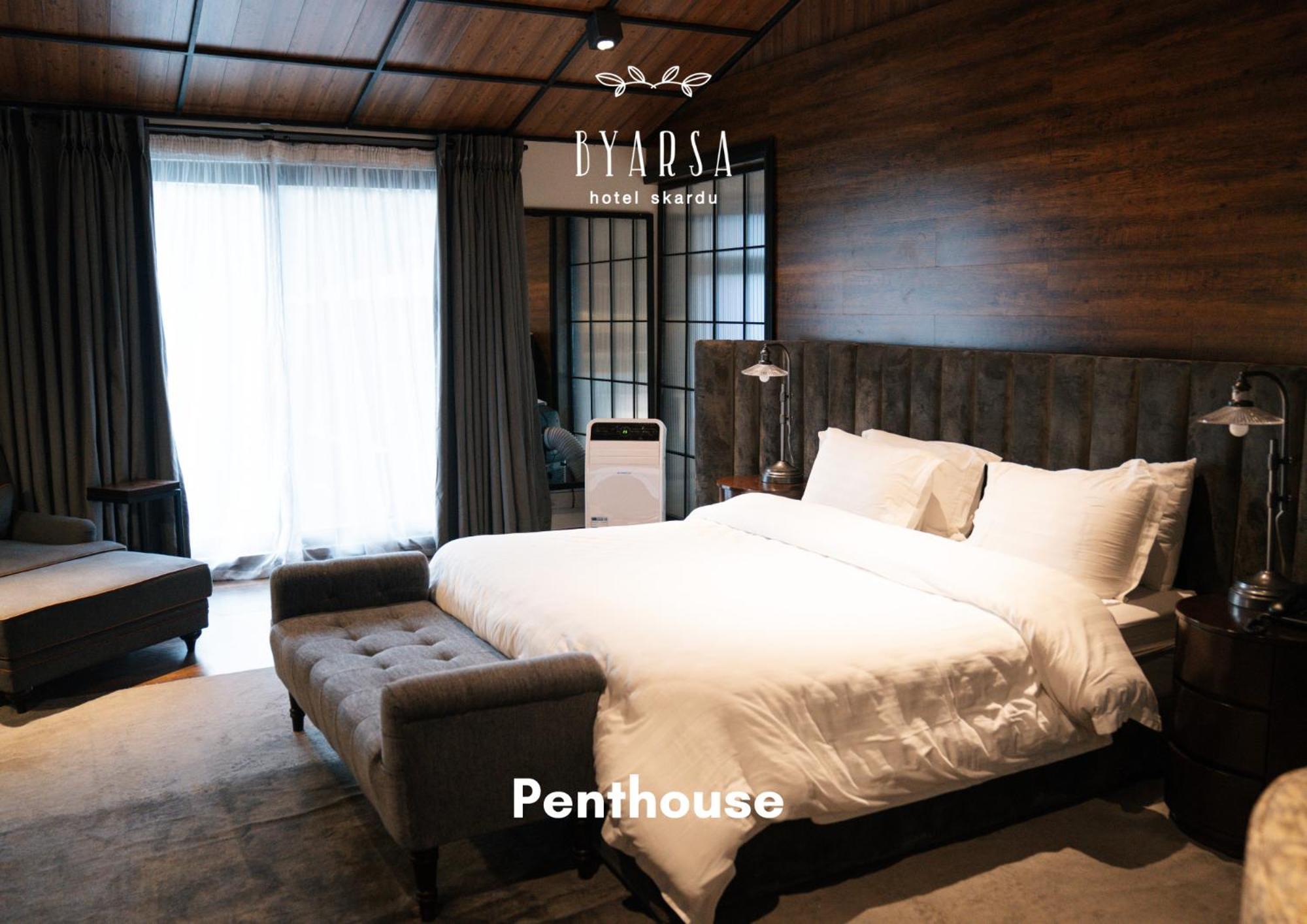 Byarsa Hotel Skardu Ponedas 외부 사진